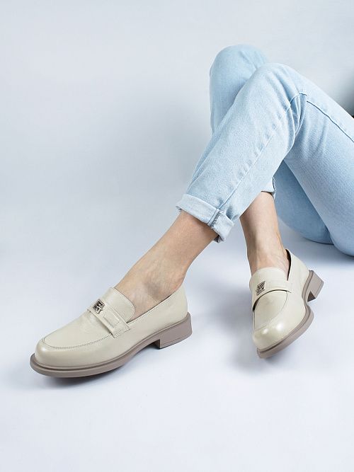 A626-N351-2 Лоферы женские 365 