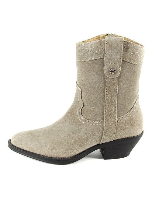 738516/01-02 Казаки женские ALBA 