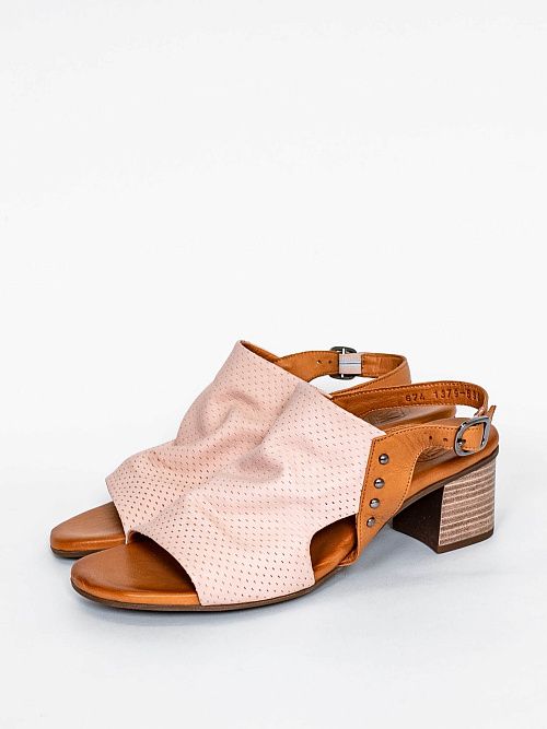 674-1379-590578 Босоножки женские SandM 