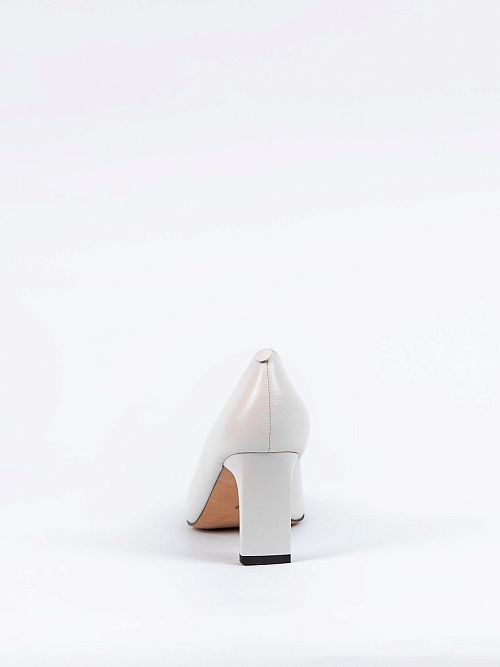 A718-S89-TP75 Туфли женские белый 365 