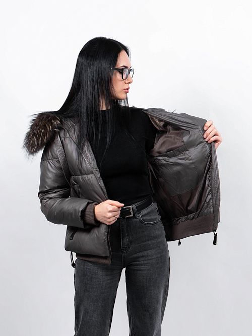 GWD4826I-G165 Куртка женская хаки ICEbear 