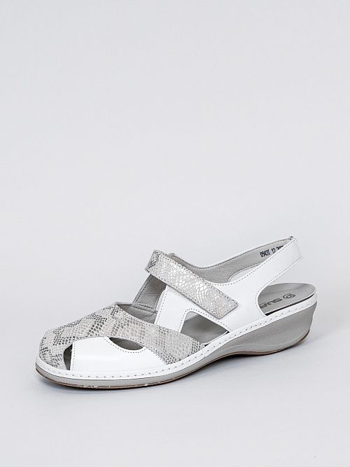 Paris 0943T-0101,1A01 Босоножки женские белый Suave 