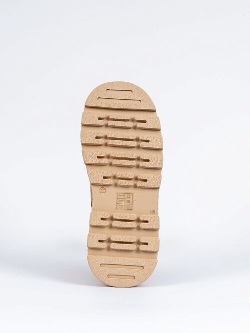 948022/06-02 Ботинки женские коричневый BETSY 