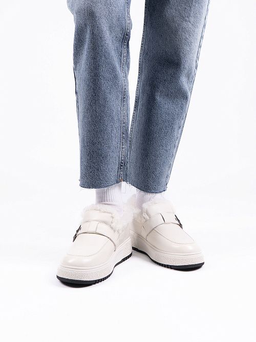 DBY-RA011-003-3M Полуботинки женские натуральная кожа белый 365 