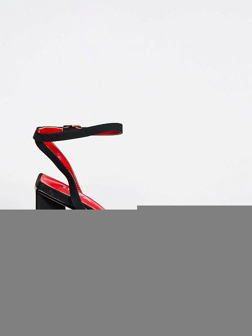 702904-7 Босоножки женские Tofa 