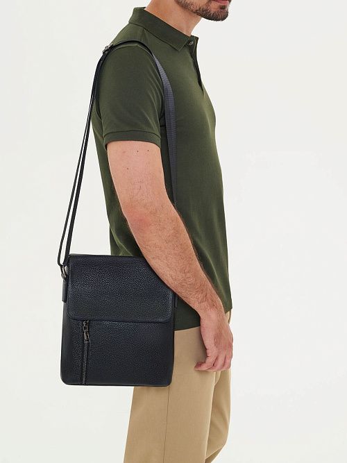 114-637-11-4 Сумка мужская черный 365 