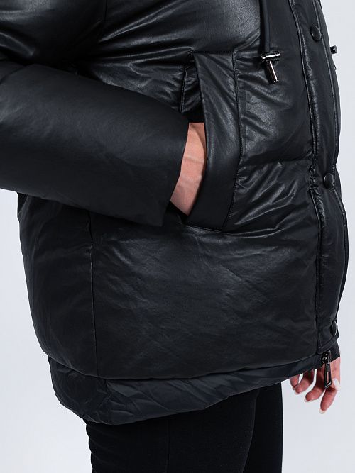 7899/15 Куртка женская черный Baimuni 