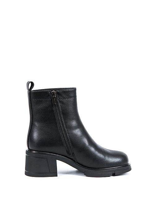 U510-010 Ботинки женские черный Baden 