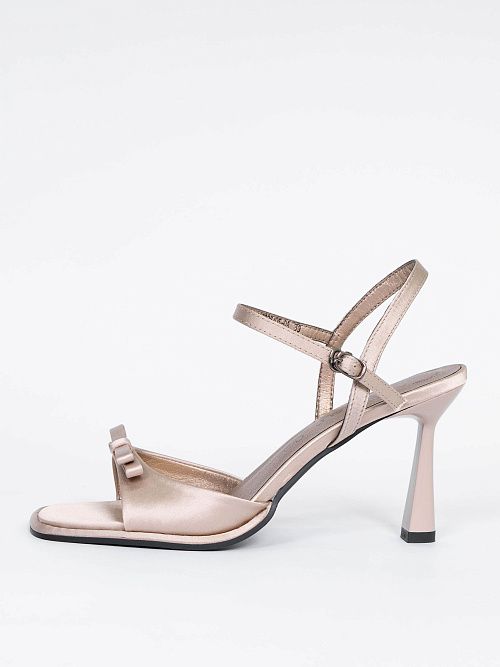 947026/05-08 Босоножки женские BETSY 