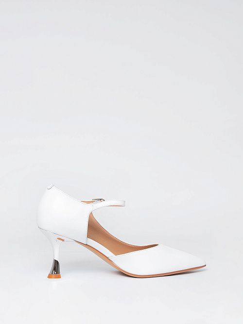 SZJ-225913-0302-SP Туфли женские белый Madella 