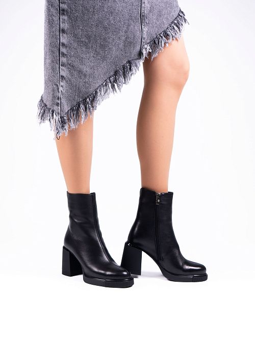 JA326-X107-P8008M Ботинки женские натуральная кожа черный 365 