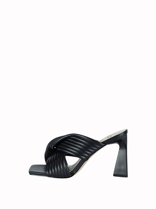 SZJ-S23H05-0601-SU Мюли женские Madella 