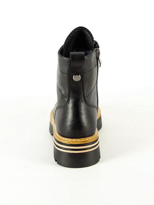 121908-6 Ботинки женские ТОФА 