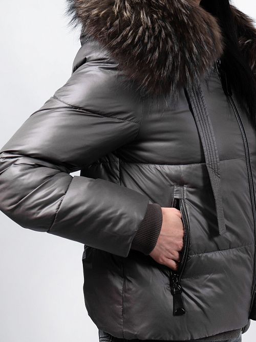 GWD4826I-G165 Куртка женская хаки ICEbear 