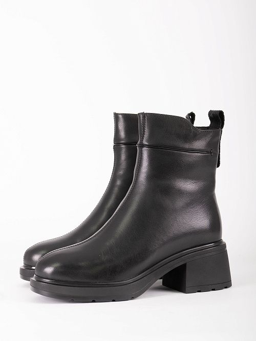 JA292-K590-P1213M Ботинки женские натуральная кожа черный 365 