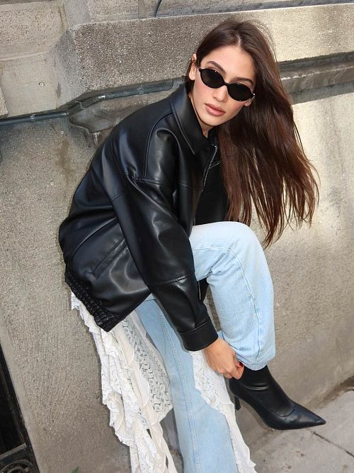 7500-black Бомбер женский черный GIRL 