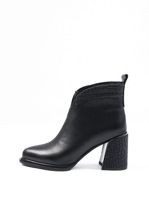 V128-N279-4 Ботинки женские натуральная кожа черный 365 