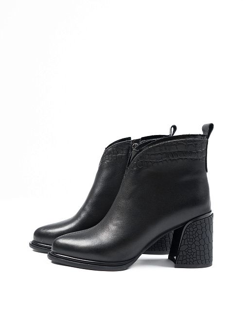 V128-N279-4 Ботинки женские натуральная кожа черный 365 