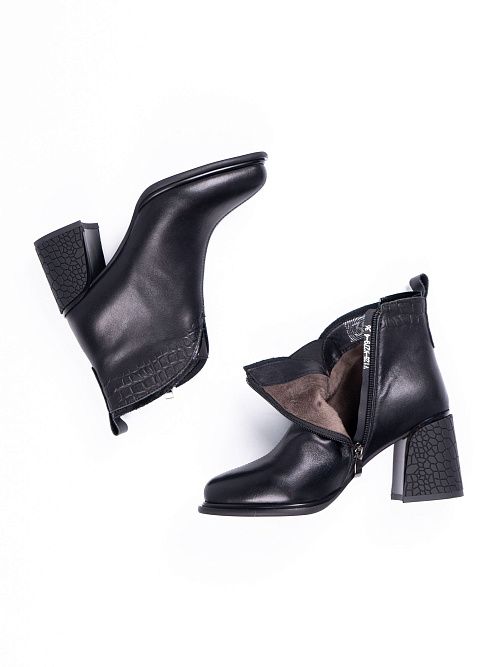 V128-N279-4 Ботинки женские натуральная кожа черный 365 