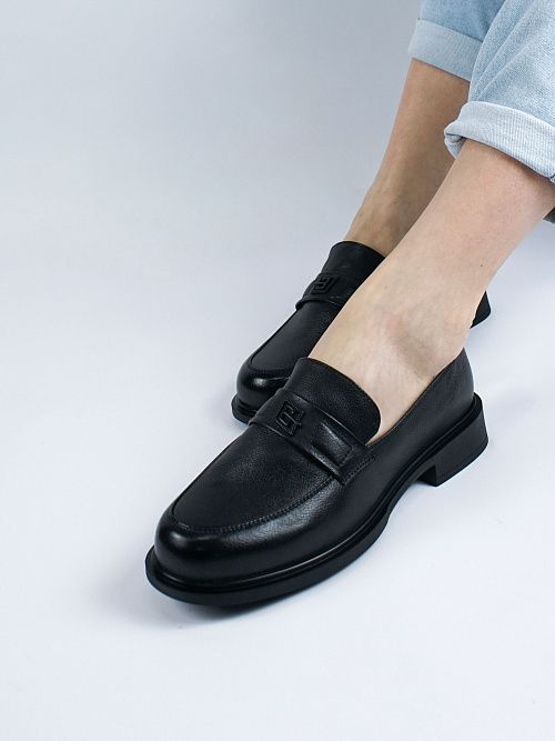 A626-N351-1 Лоферы женские 365 