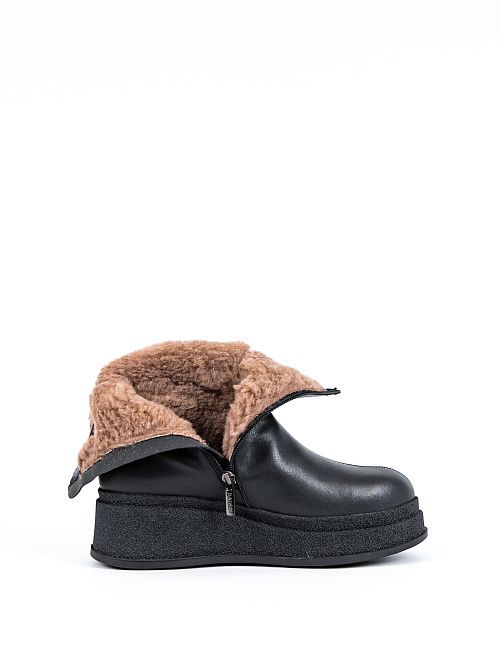 U501-040 Ботинки женские черный Baden 