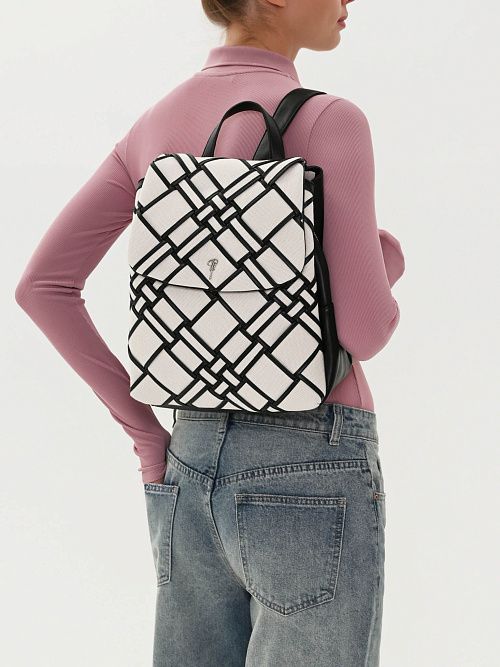 114-122-31-4 Рюкзак женский бежевый Portofiano 