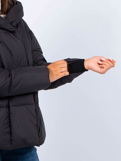 GWD4128I-G901 Куртка женская черный ICEbear 