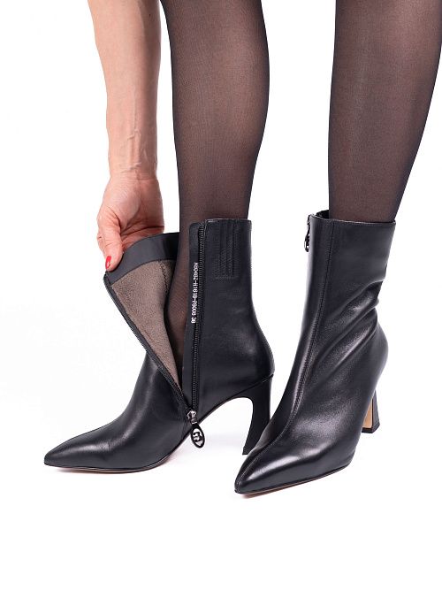 NE048Z-H1618-P8008 Ботинки женские натуральная кожа черный 365 