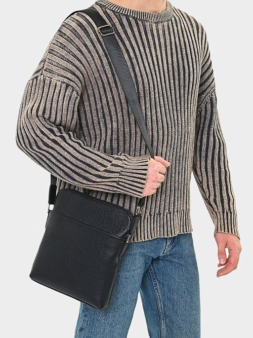 113-418-11-4 Сумка мужская черный 365 