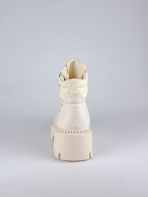 1-1-26849-41-100 Ботинки женские Tamaris 