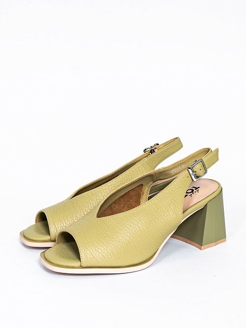 702681-5 Босоножки женские Tofa 