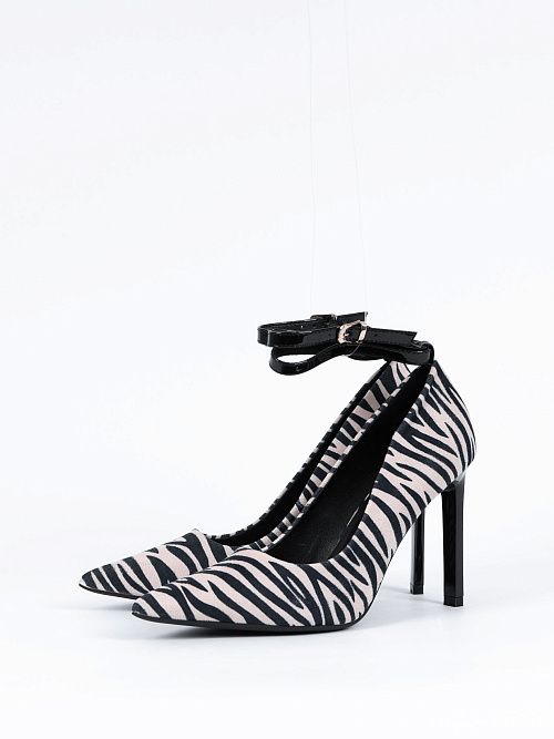 948054/02-05 Туфли женские черный BETSY 