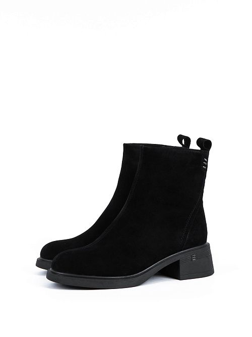 MV1116-010 Ботинки женские черный Baden 