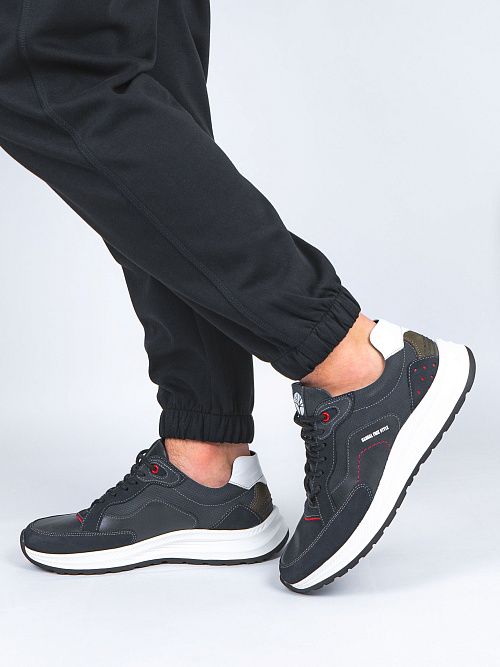 7231007-4 Кроссовки мужские Covani 