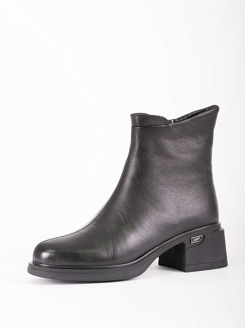 JA246-H1501-1ZM Ботинки женские натуральная кожа черный 365 